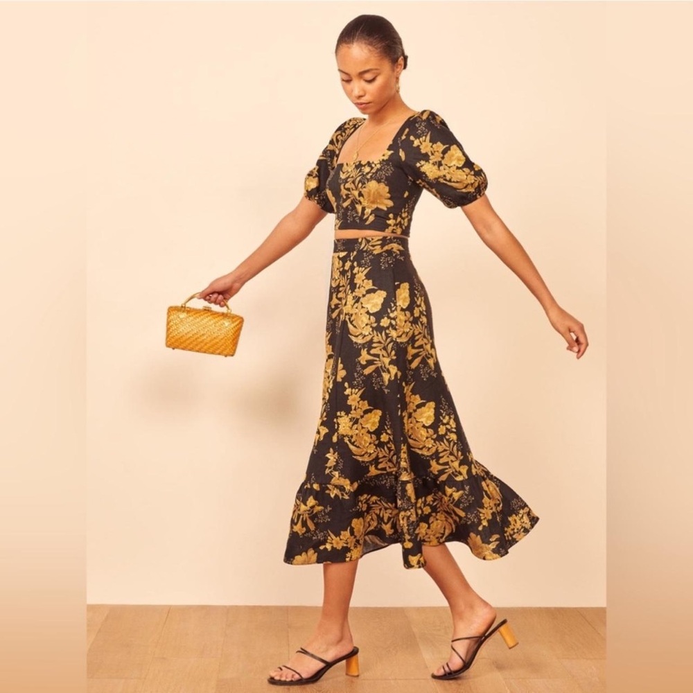 Reformation YUCA set (Top and skirt) - size 8